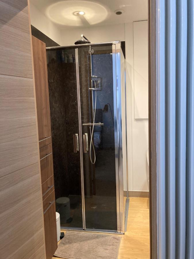 Pied A Terre Saint-Germain-Des-Pres Apartment Paris Luaran gambar